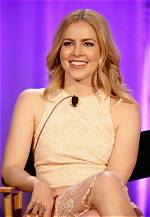Amanda Schull- Net Worth, Wiki, Height, Weight, Career