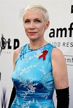 Annie Lennox Biography, Age, Height, Husband, Net Worth, Family ·