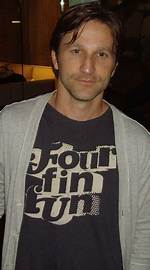 Breckin Meyer Height, Weight, Age, Girlfriend, Biography, Family, Facts