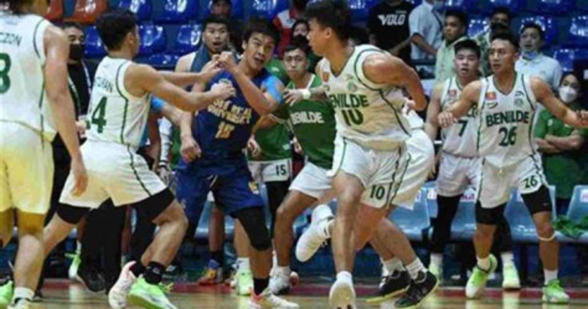 Bye Bye Basketball Career Fans React as John Amores of Jru Takes Down the Entire Opposition As
