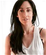 Catherine Reitman Bio, Wiki, Age, Height, Husband, Family, Surgery, Movies and Net Worth
