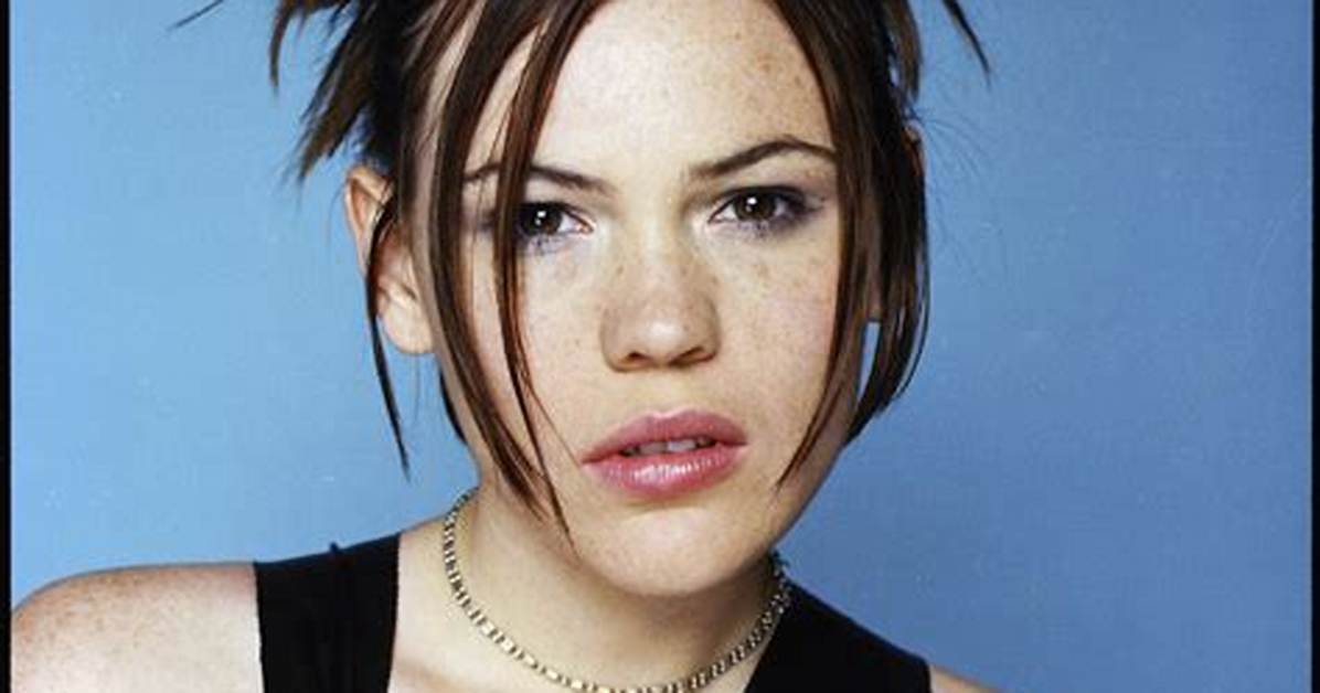 Clea Duvall's Romantic Journey: a Look into Her Dating History