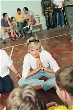 Diana in Bosnia: a Journey of Compassion and Humanity