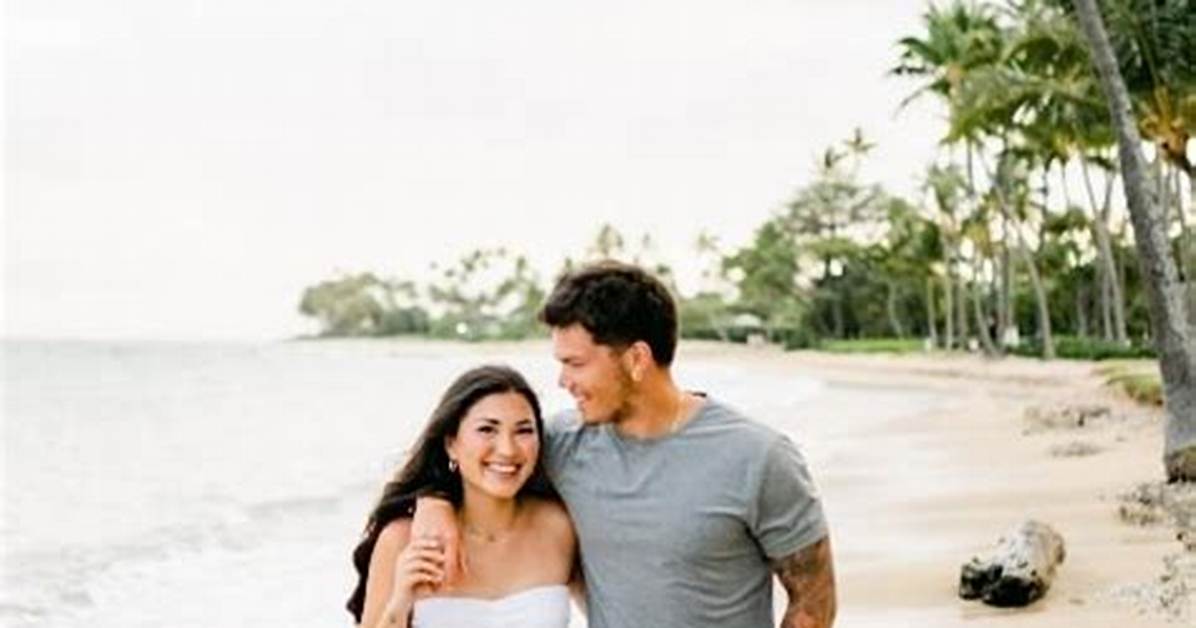 Dillon Gabriel Height, Weight, Age, Girlfriend, Family, Biography