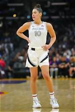Discovering the Height of Kelsey Plum: an in-Depth Look