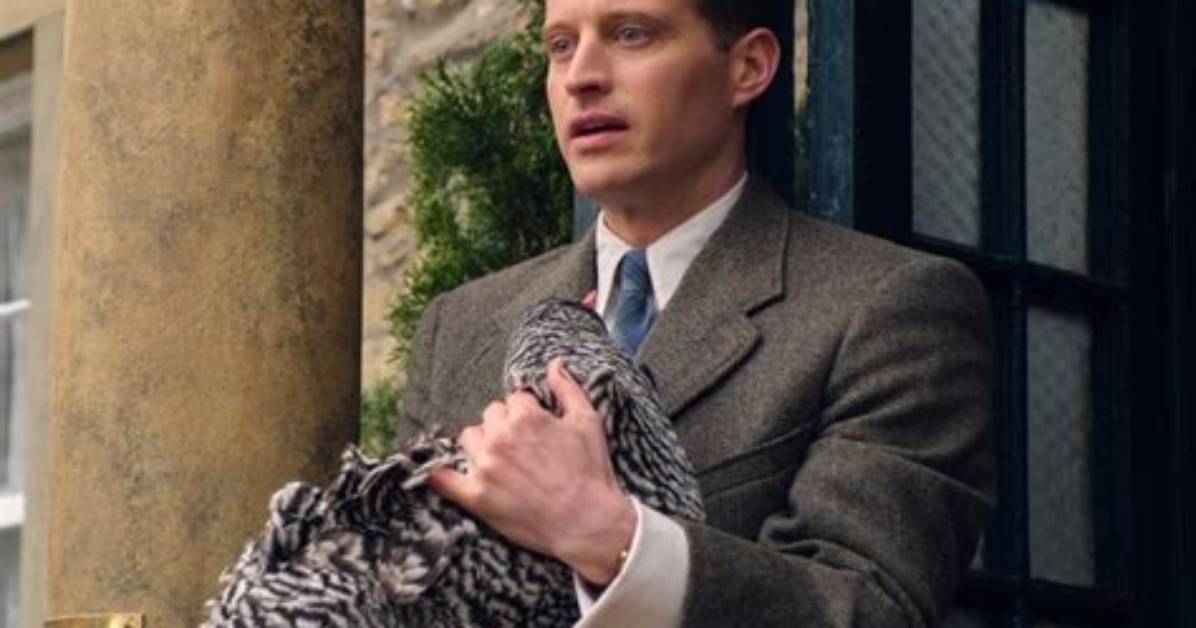 Does Tristan Farnon Return from War On