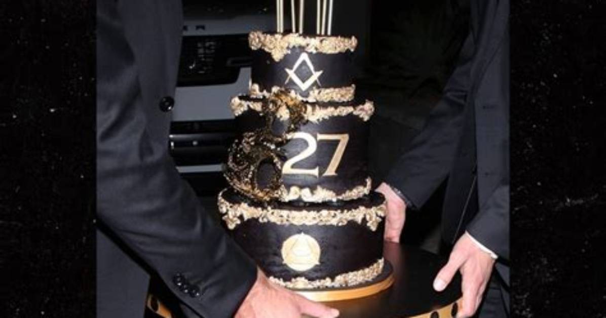 Doja Cat 27 Birthday Cake