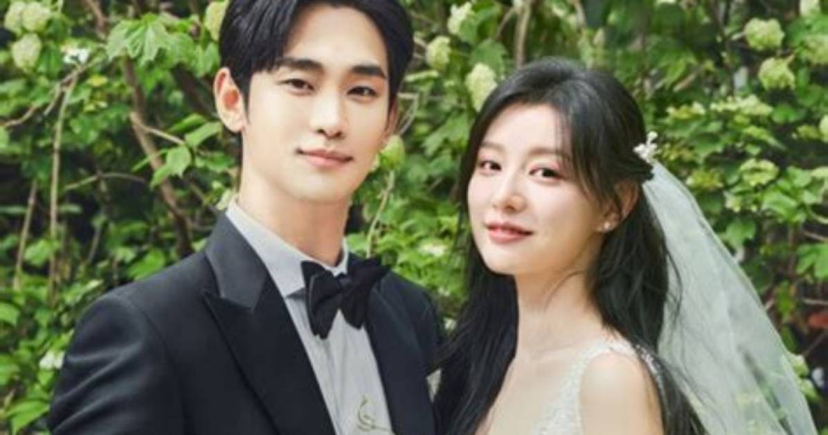 Exploring the Charismatic World of Kim Soo Hyun Women