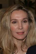 Exploring the Current Age of Cynthia Rhodes: How Old Is She Today?