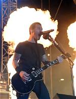 Exploring the Intriguing World of Sully Erna's Relationships