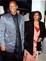 Has Ian Wright Wife Died? Nancy Hallam and Family