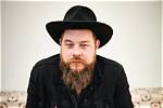 How Tall Is Nathaniel Rateliff? Unraveling the Mystery