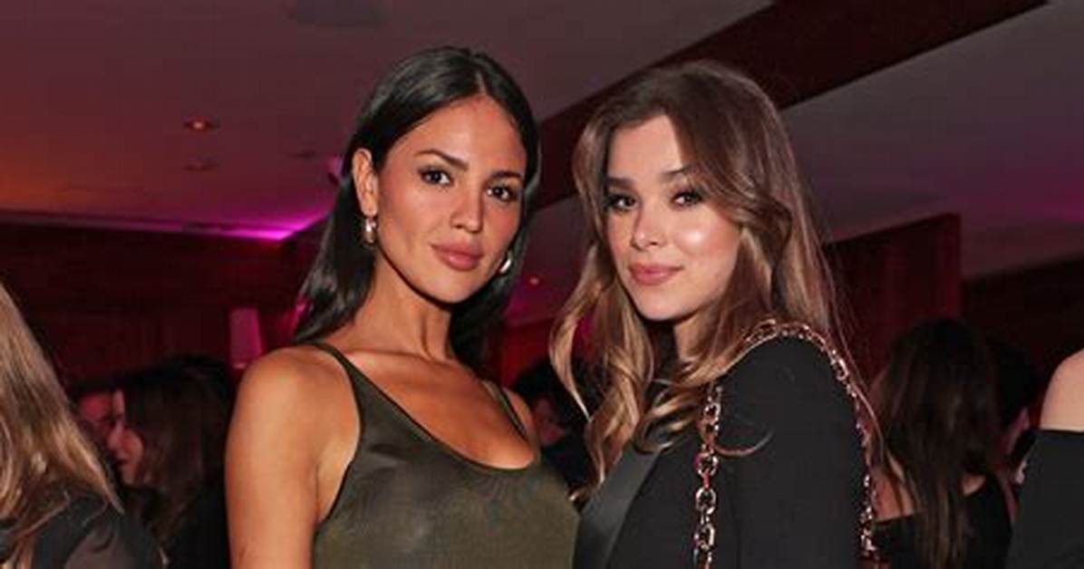 Is Hailee Steinfeld Gay, Bi, or Straight? Look at Her Sexuality