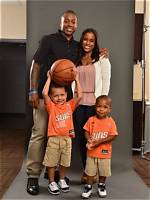 Isaiah Thomas Wife, Son, Dad, Sister, Family, Height, Tooth, Salary