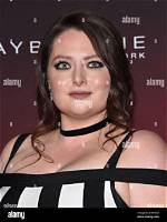 Lauren Ash's Marital Journey Unveiled