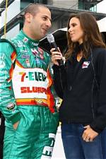 Lauren Bohlander – Biography, Facts About Tony Kanaan’s Wife from the Garage Team