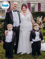 Learn About Amy's Marriage to Tim Duncan, Mother of Two, Divorce, and Net Worth ·