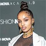 Lola Monroe |