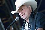Mark Chesnutt Singer, Bio, Wiki, Age, Height, Wife, and Net Worth