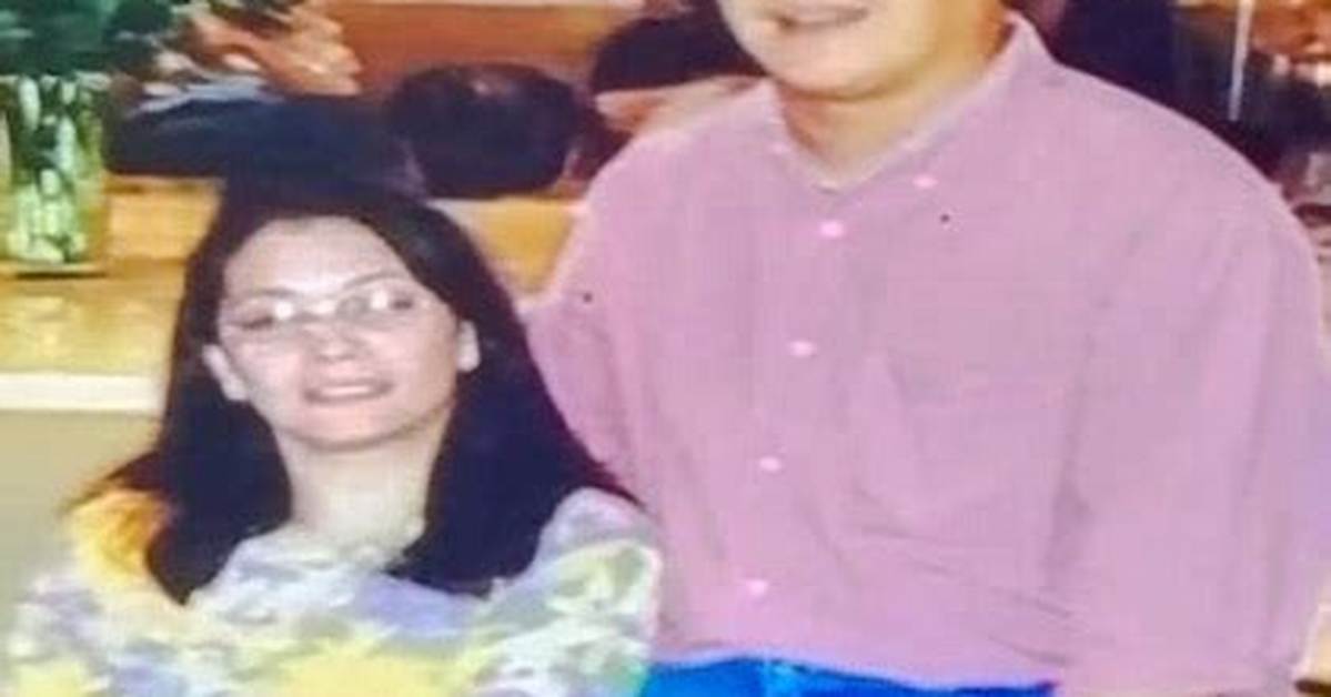 Meet Her Parents May Soler and Jose Vicente |