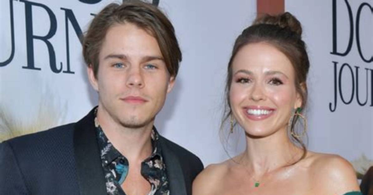 Meet Jake Manley Wife Jocelyn Hudon Relationship Timeline, Age and Children |