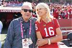 Meet Joe Montanas Wife Jennifer Montana Know Her Age, Net Worth & Everything