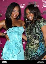 Meet Kenashia Douglas: Ashanti’s Sister and Parents