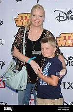 Melissa Peterman Children Son Riley David Brady Wikipedia and Age |