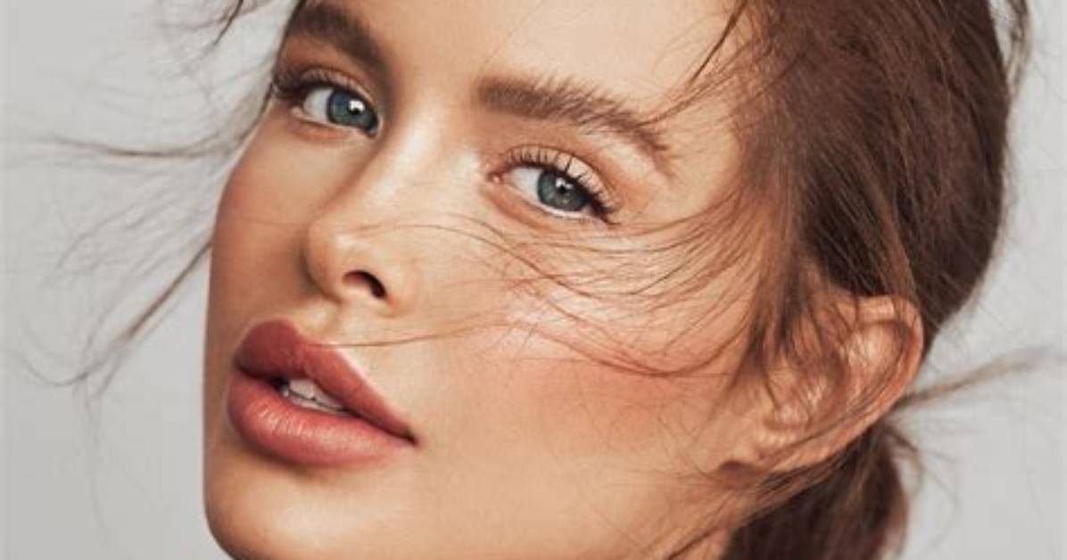 Model Mara Teigen Is Pregnant as She Features Photos with Baby Bump, Is Evander Kane the Baby Daddy?