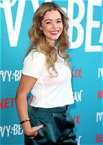 'Pll' Star Sasha Pieterse Details Gaining 70 Pounds During Show ·