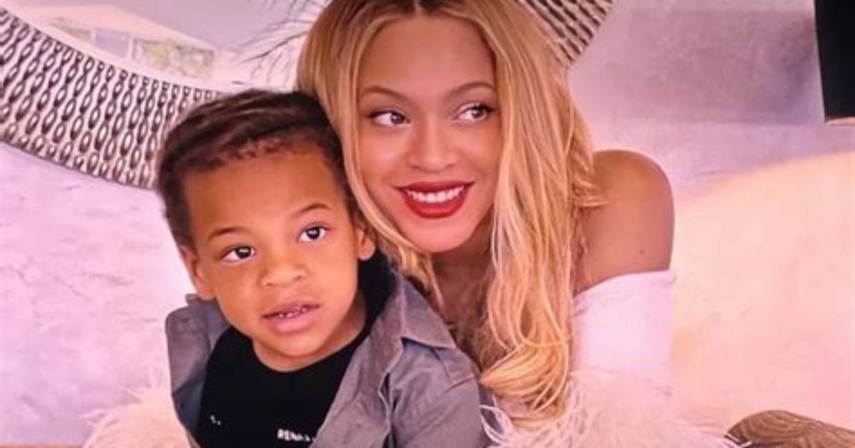 Rumi and Sir Carter's Age Unveiled