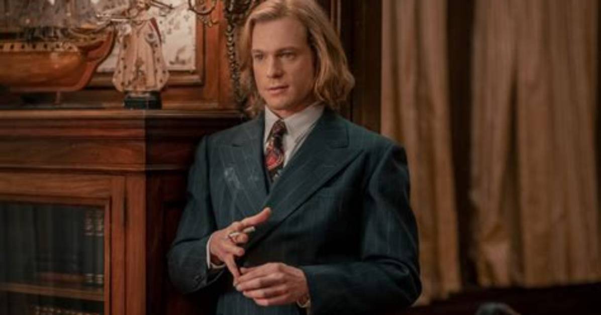 Sam Reid Teases Lestat's Return in 'Spine-Tinglingly Good' Interview with the Vampire Season 2 |