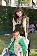 Selma Blair's Airplane Incident and Its Impact on Mental Health