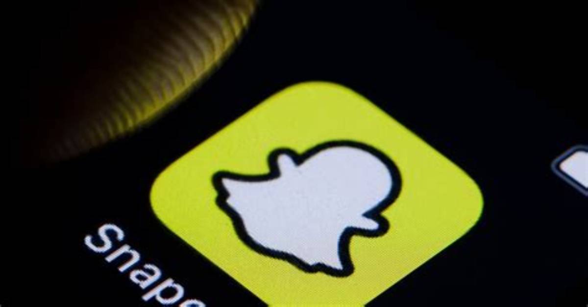 Snapchat Users React with Confusion After the App's Ai Chatbot Mysteriously Posts Its Own Story And