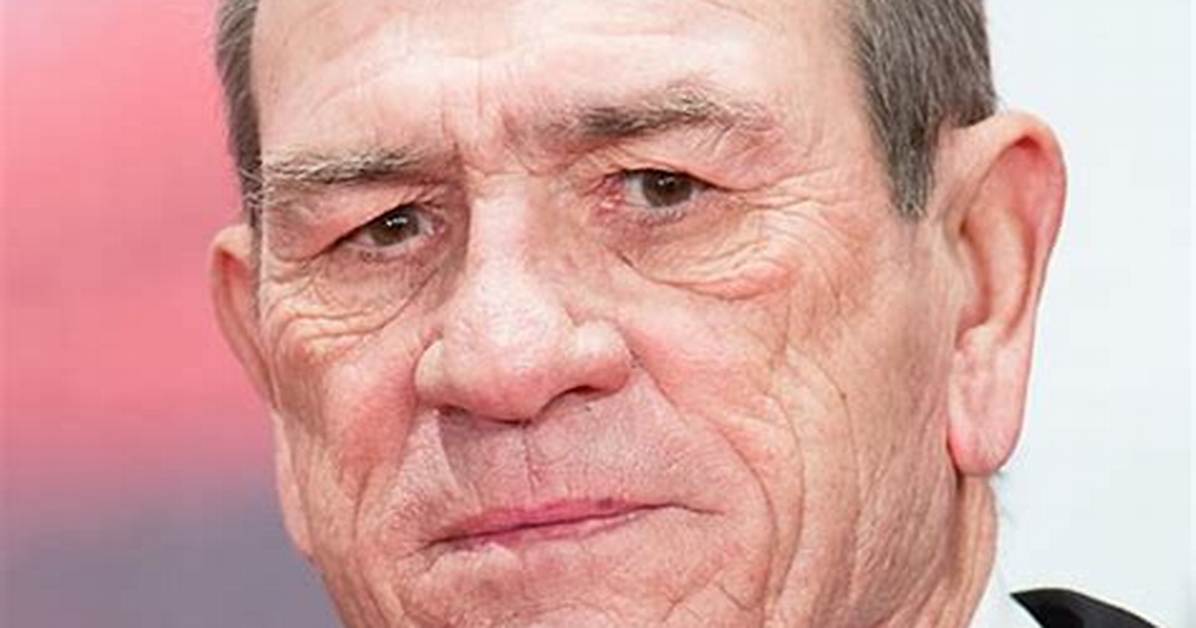 Tommy Lee Jones Height, Weight, Age, Spouse, Family, Facts, Biography |