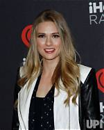 Tori Anderson's Towering Height: Uncovering the Leggy Actress's True Stature