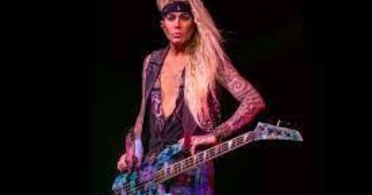 Travis Haley (Lexxi Foxx), Biography, Age, Height, Net Worth, Band, Wife and Career