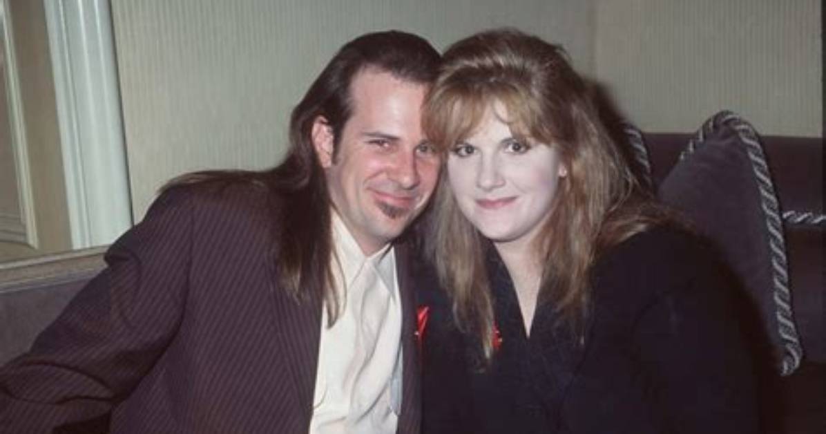 Trisha Yearwood Ex-Husbands: Meet Chris Latham and Robert Reynolds
