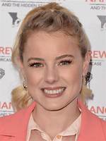 Uncover Laura Slade Wiggins' Financial Empire: Net Worth Unveiled!
