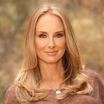 Uncovering Chynna Phillips' Net Worth and Age