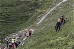 Unraveling the Tour De Suisse Crash Video: a Closer Look