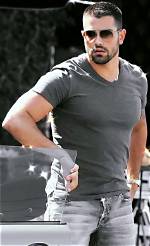 Unveiling Jesse Metcalfe's Marital Journey: Surprising Revelations