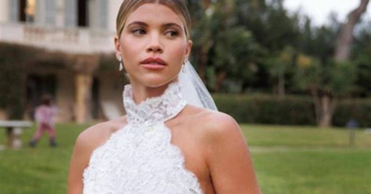 Unveiling Sofia Richie's Physique, Relationships, and Family Lineage
