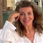 Unveiling the Art of Carolyn Espley: Discoveries and Artistic Insights