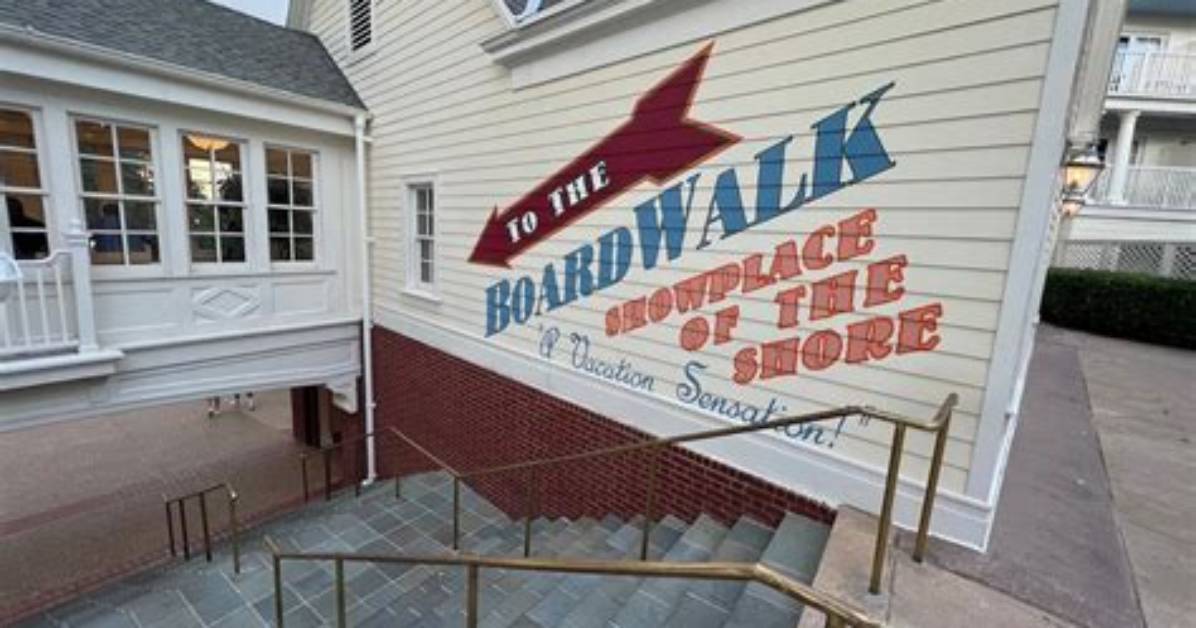 Unveiling the Enchanting World of Boardwalk Bars and Arcades: a Journey of Discovery