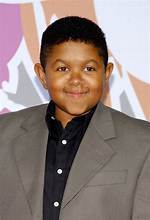 Unveiling the Extraordinary World of Emmanuel Lewis: from Webster to Advocacy