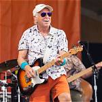 Unveiling the Fatherhood Journey of Jimmy Buffett: Discoveries and Insights