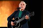 Unveiling the Intriguing World of Paul Simon's Spouse