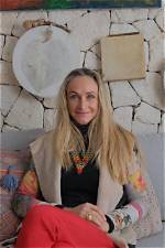 Unveiling the Mystery of Elisabetta Caraccia Age