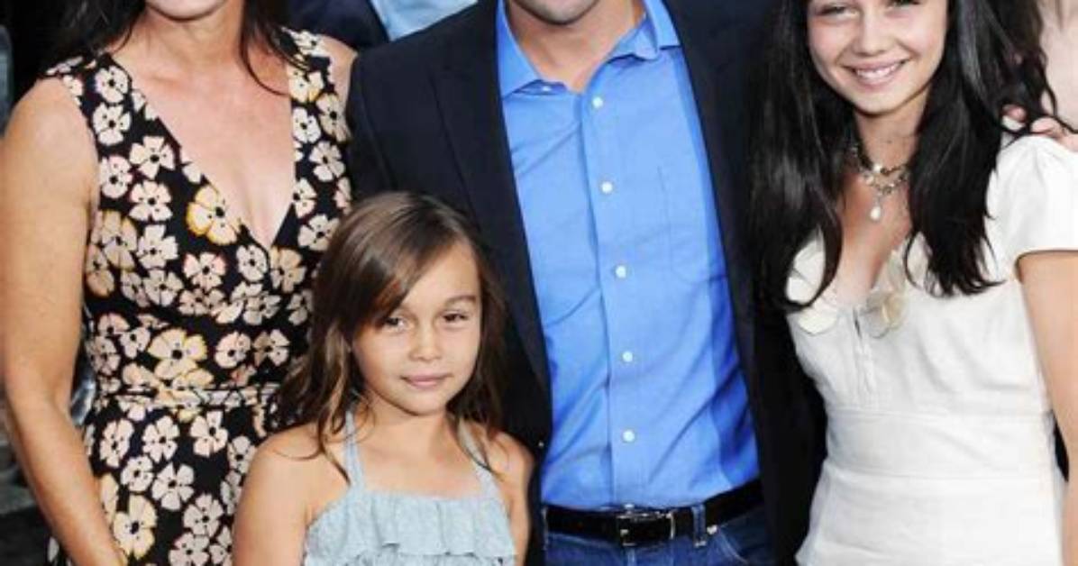 Wedding of Kyle Chandler and His Wife: a Celebration of Love